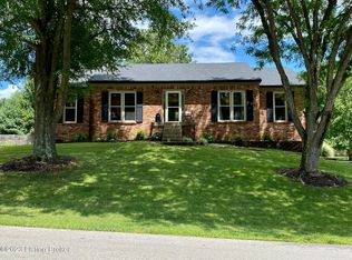 33 Cherokee Dr, Shelbyville, KY 40065