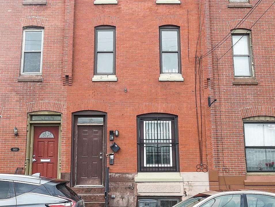 1st image of 1902 N 17th St #C