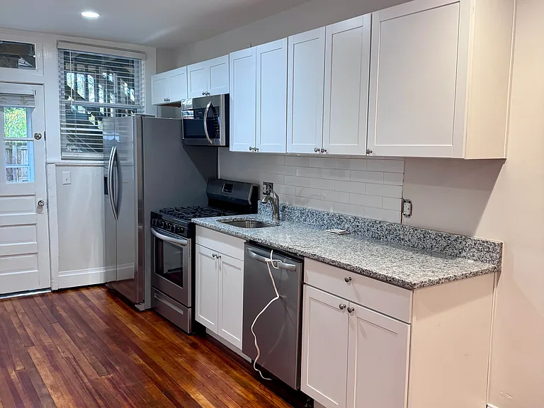 3120 Hanover Ave #B — Photo 3