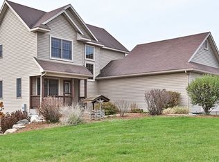 717 Zephyr Ln, Hudson, WI 54016
