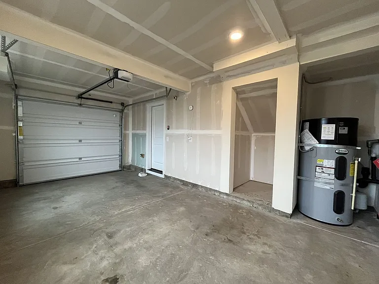 12949 SW Meadbrook Ln — Photo 49