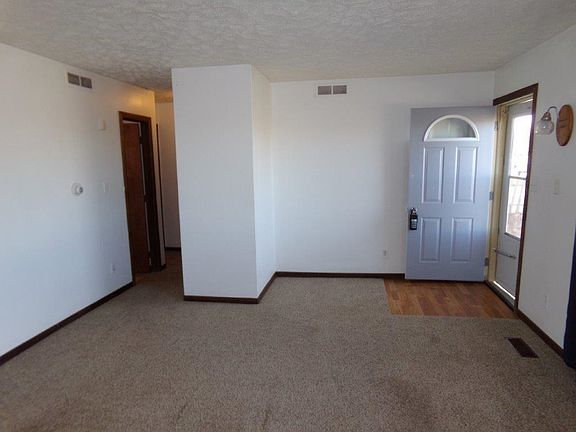 4th image of 2420 W 18th St