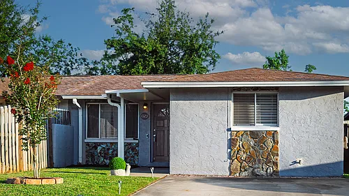 1029 Bradley Cir Photo 1