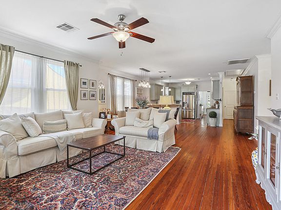 5th image of 5827 W End Blvd