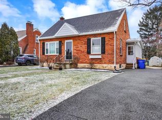 313 Pinehurst Rd, York, PA 17402