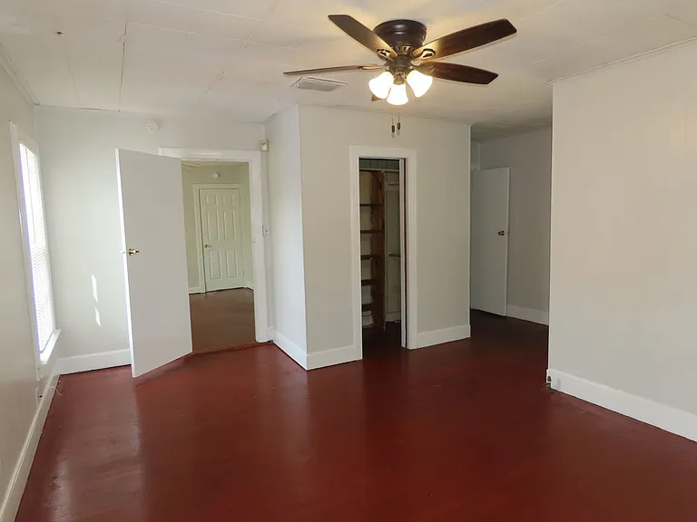 1306 S Glenwood Blvd — Photo 12