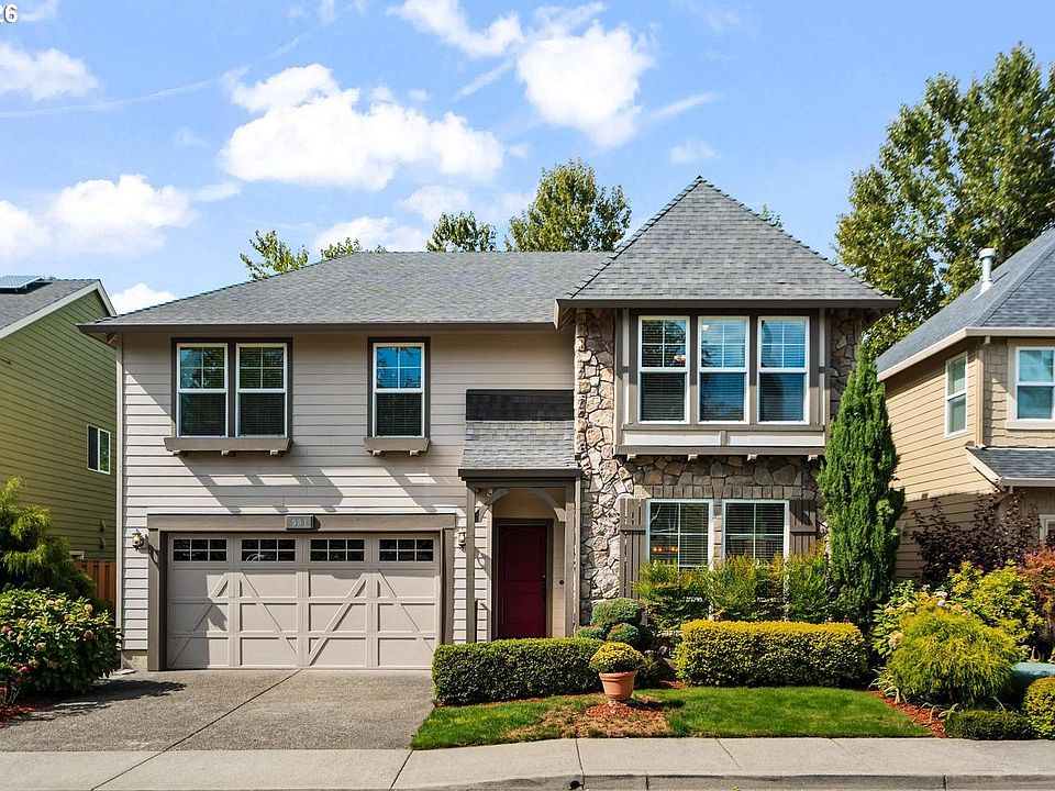 1st image of 581 NW Cambray Pl