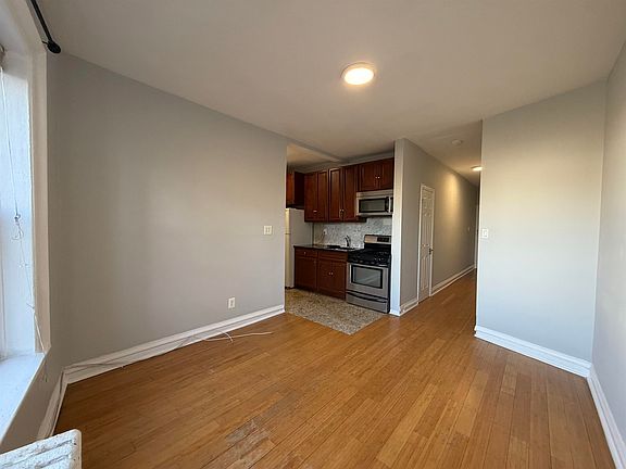 4th image of 57 Corbin Ave APT 4