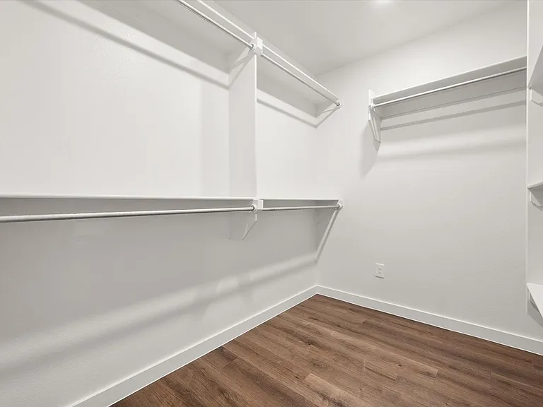 1204 Cottonwood Ave — Photo 10