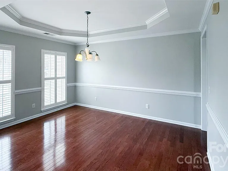 8811 Singleton Ct #567 — Photo 4