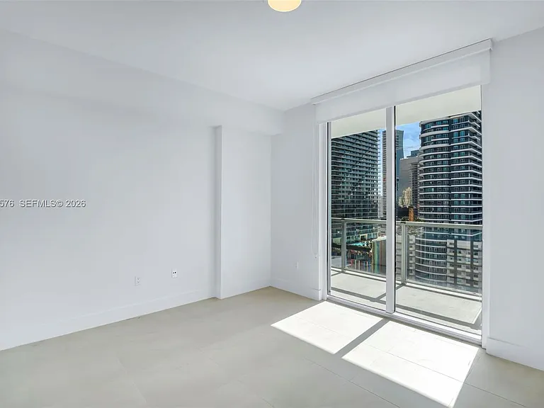 79 SW 12th St #2302 — Photo 21