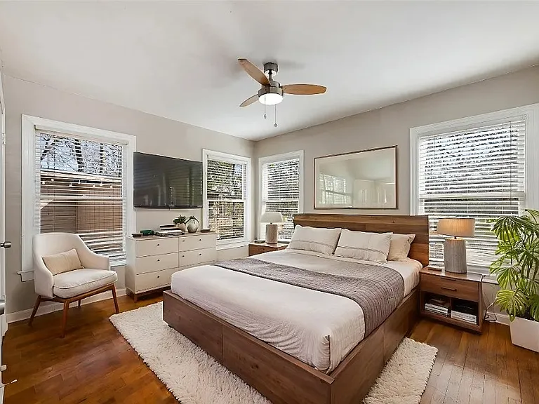 673 Franklin Pl #D — Photo 5