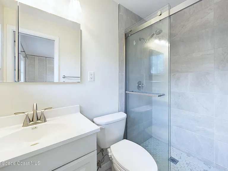 1202 Yacht Club Blvd — Photo 15