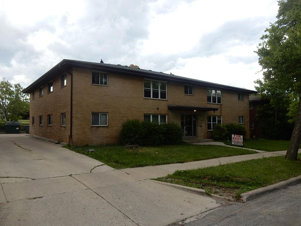 1st image of 3128 W Fardale Ave #6