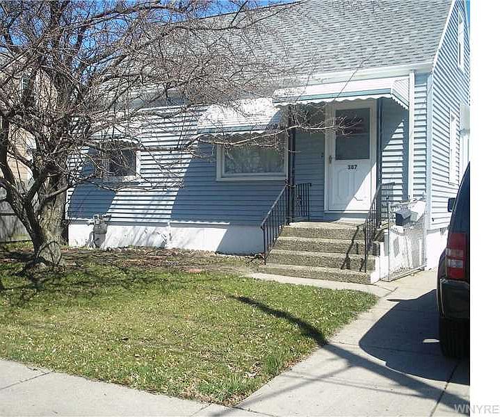 1st image of 387 Greene St
