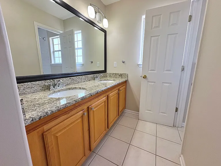 11288 Panther Creek Pkwy — Photo 22