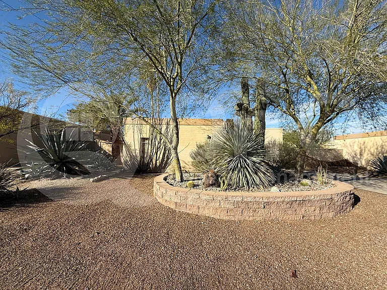 1817 N Evelyn Ave — Photo 8