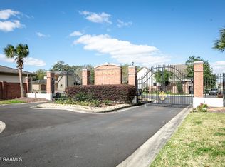 104 Grandmere Cir, Lafayette, LA 70503
