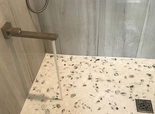 7339 N Briarcliff Knoll Dr, West Bloomfield, MI 48322