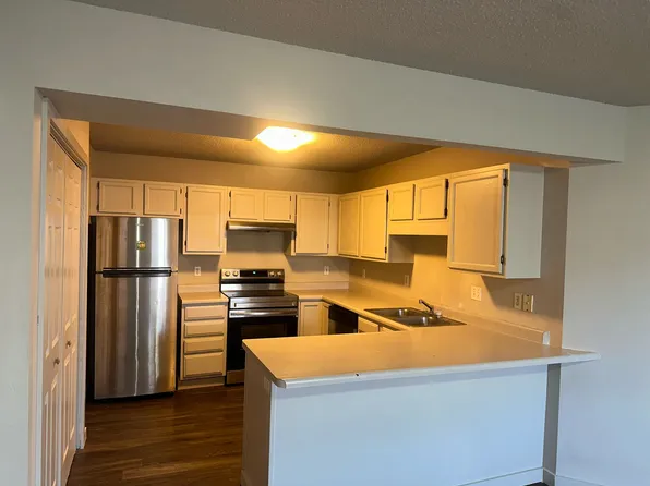 952 Boston Way, Coralville, IA