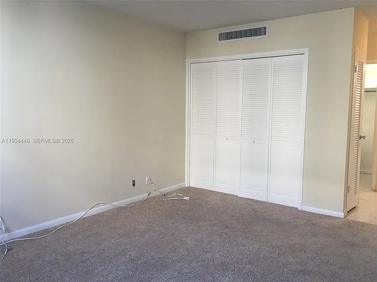 9225 Collins Ave #305 — Photo 6