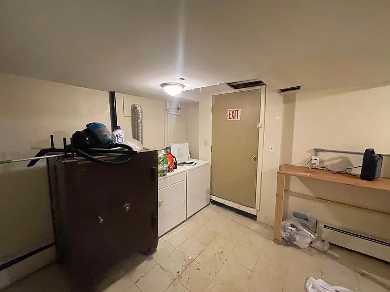 74 Dwight St #1 — Photo 22