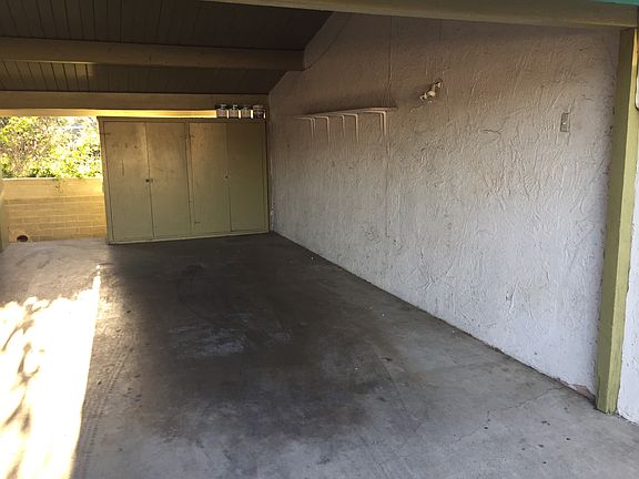 5th image of 627 Townsite Dr