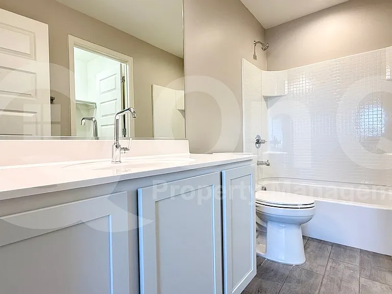 733 E Commonwealth Ave #24 — Photo 20