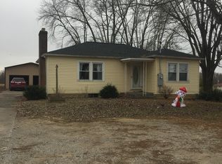 603 W Randolph St, Mc Leansboro, IL 62859