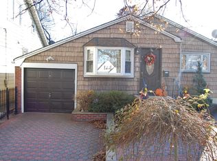 282 Caswell Ave, Staten Island, NY 10314