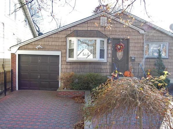 282 Caswell Ave, Staten Island, NY 10314