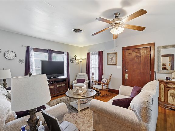 5th image of 1411 E Garnett St