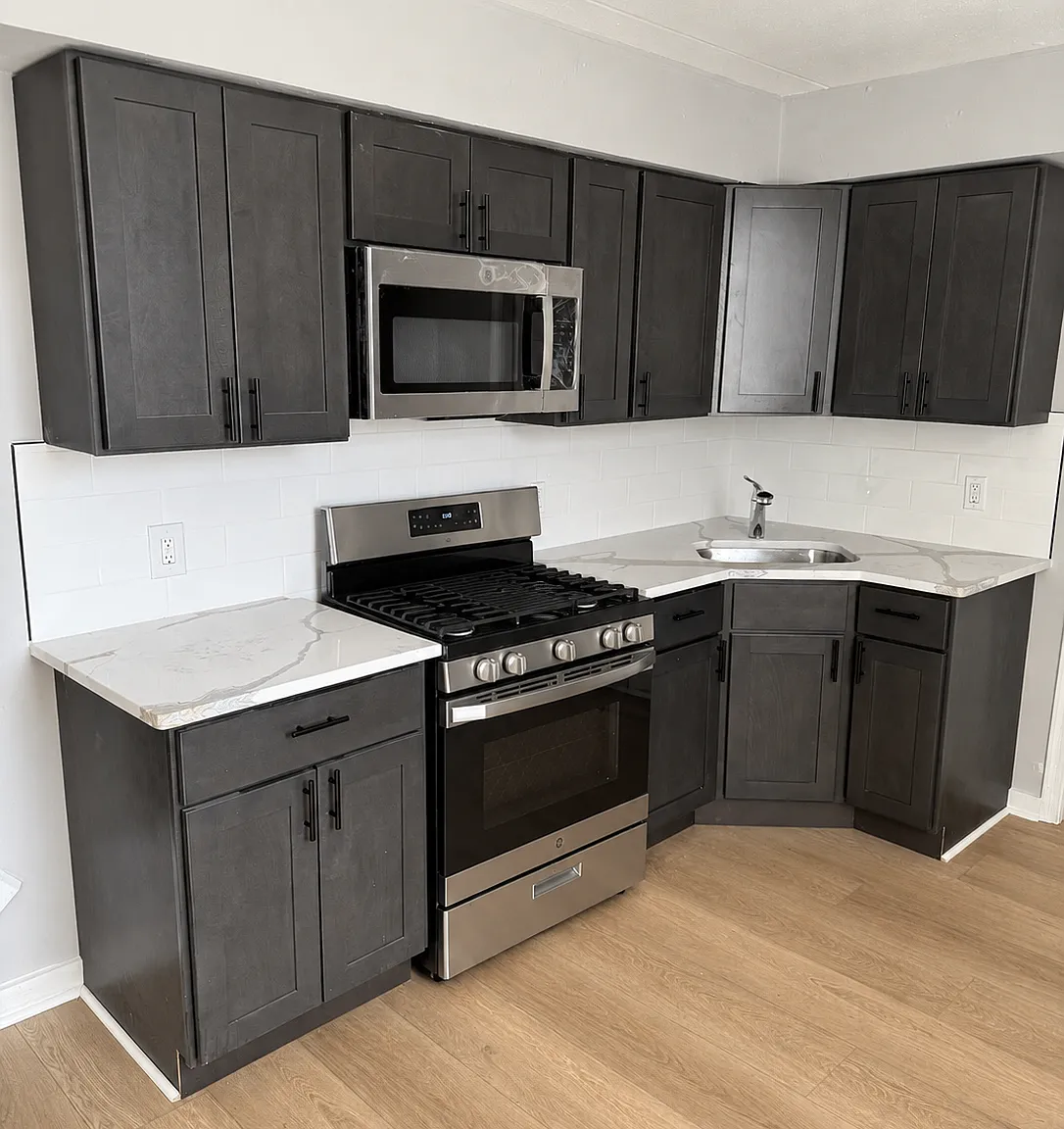 430 E Mechanic Street - 1 — Photo 3