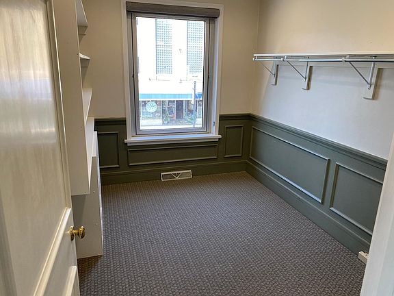 2nd image of 105 E Liberty St