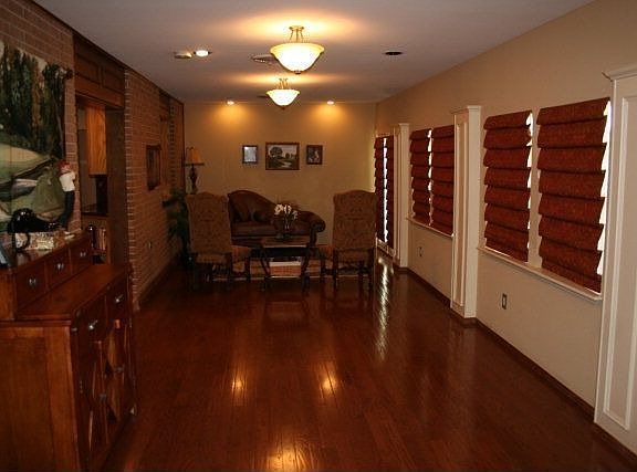 2nd image of 4118 Michael Blvd
