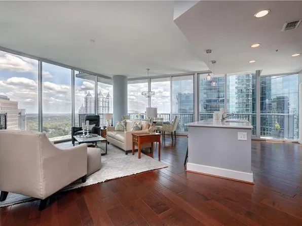 1080 Peachtree St NE Unit 2303, Atlanta, GA 30309