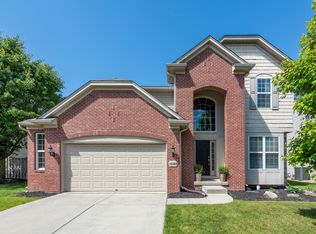 13985 Avalon East Dr, Fishers, IN 46037