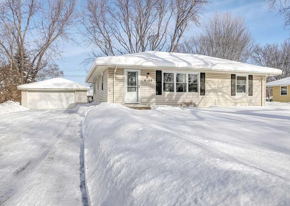 1st image of 8100 Del Dr N