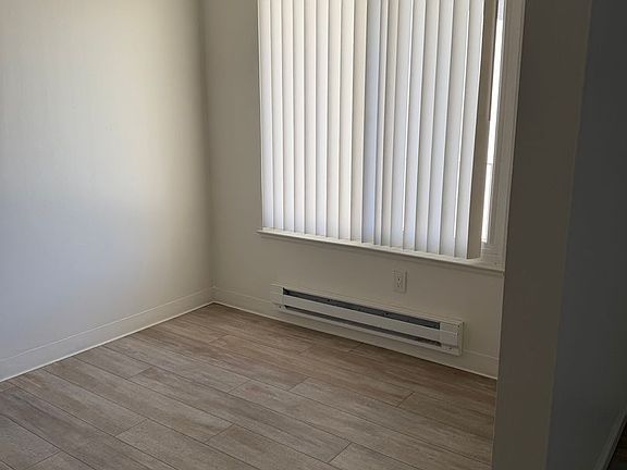 5th image of 1240 W Washington Ave #14