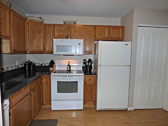 3rd image of 200 Falls Blvd Unit G104