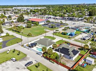 2728 Nelson Dr, Palm Springs, FL 33406