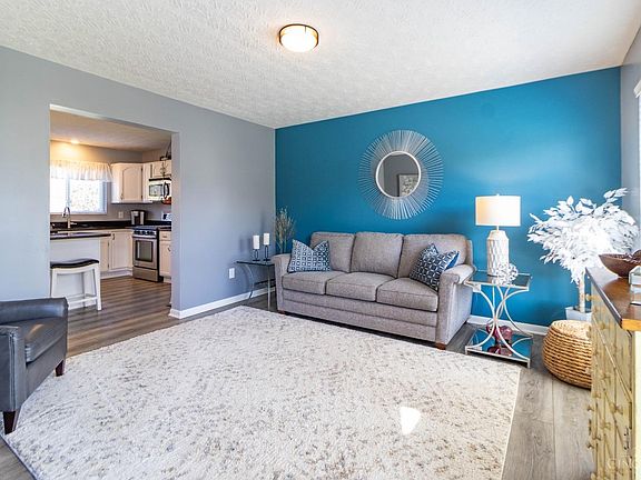 3rd image of 7769 W Bay Dr