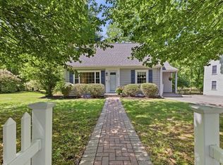 490 Main St, Lynnfield, MA 01940
