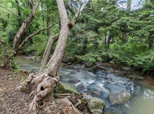 822 6th St NW, Hickory, NC 28601