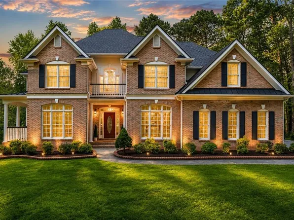 166 Windrift Dr, Dallas, GA 30132