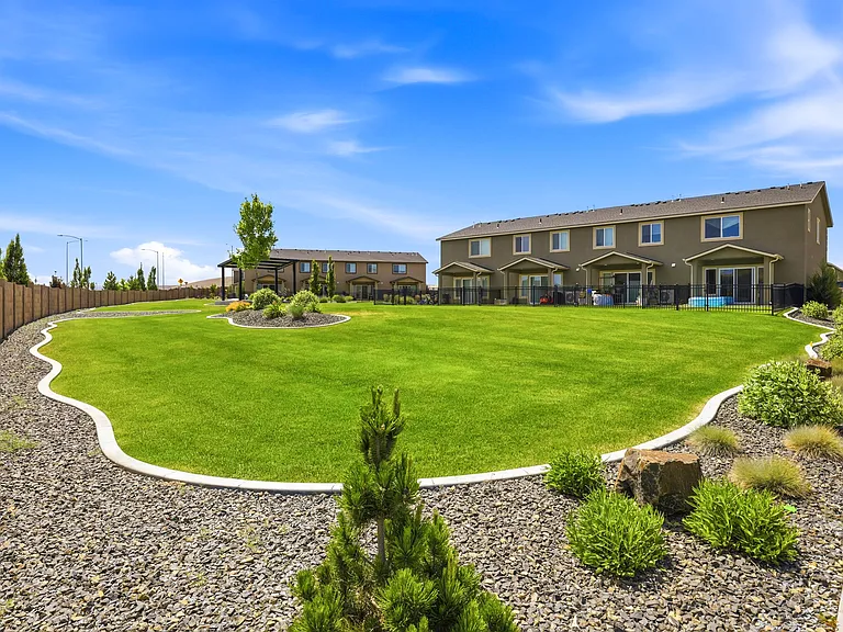West Vine Townhomes — Photo 36