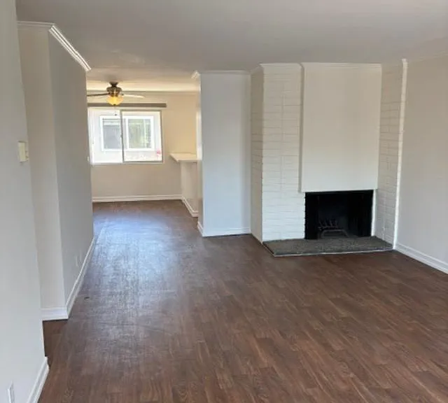4-1170 Rutland Rd #4 — Photo 2