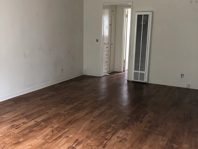 1224 Viola Ave #B — Photo 3