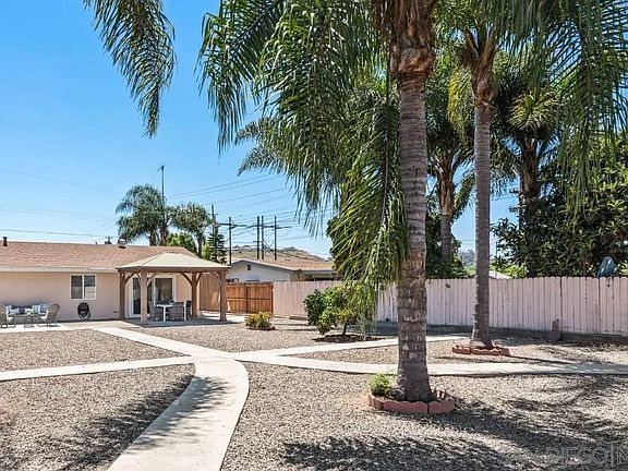 3rd image of 3452 Hacienda Dr