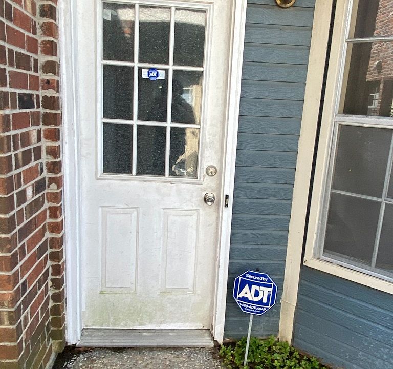 1st image of 820 Meadow Glen Ave APT A